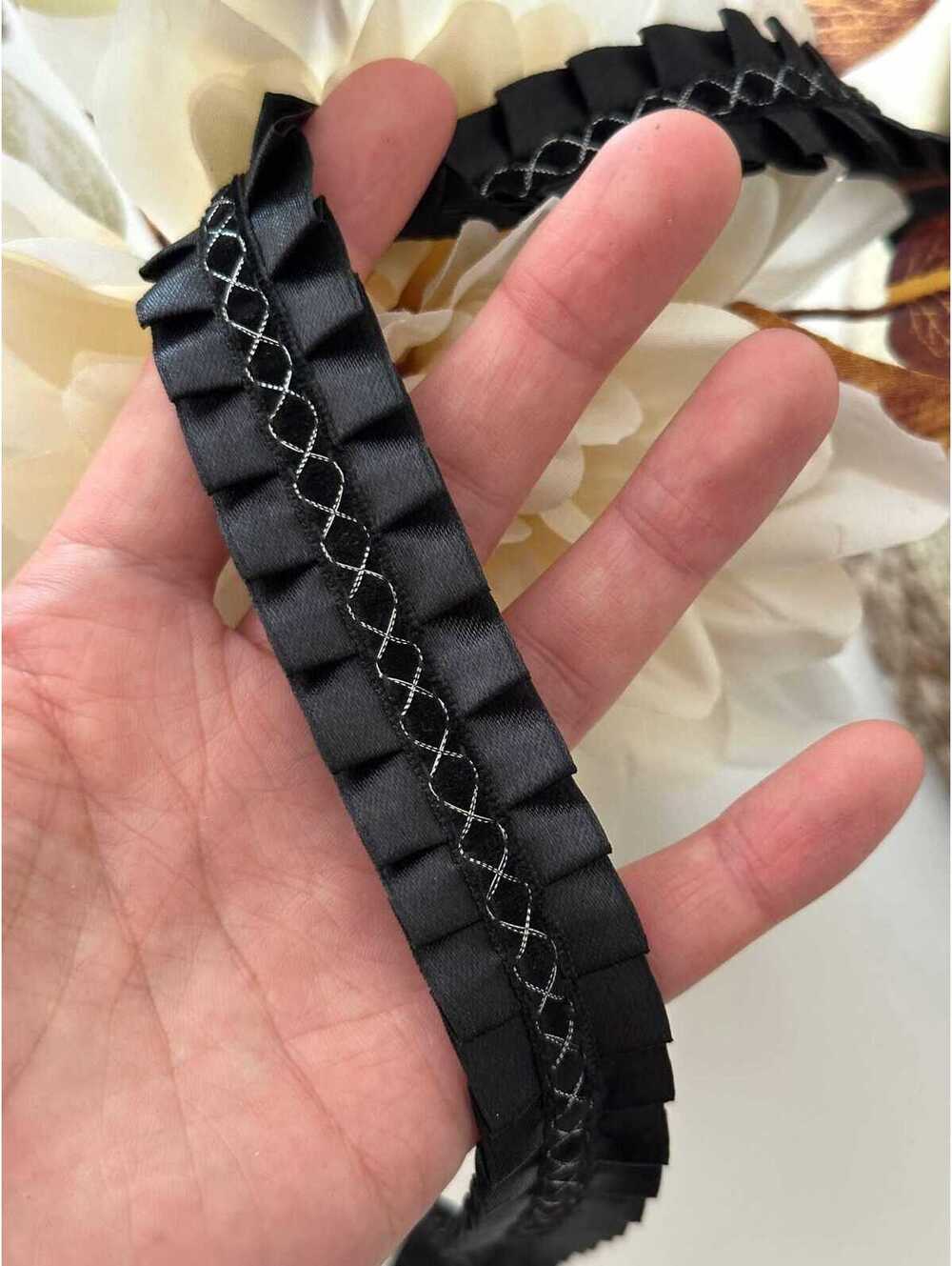 5Yds Black Box Pleated Satin Lace, 0.95"